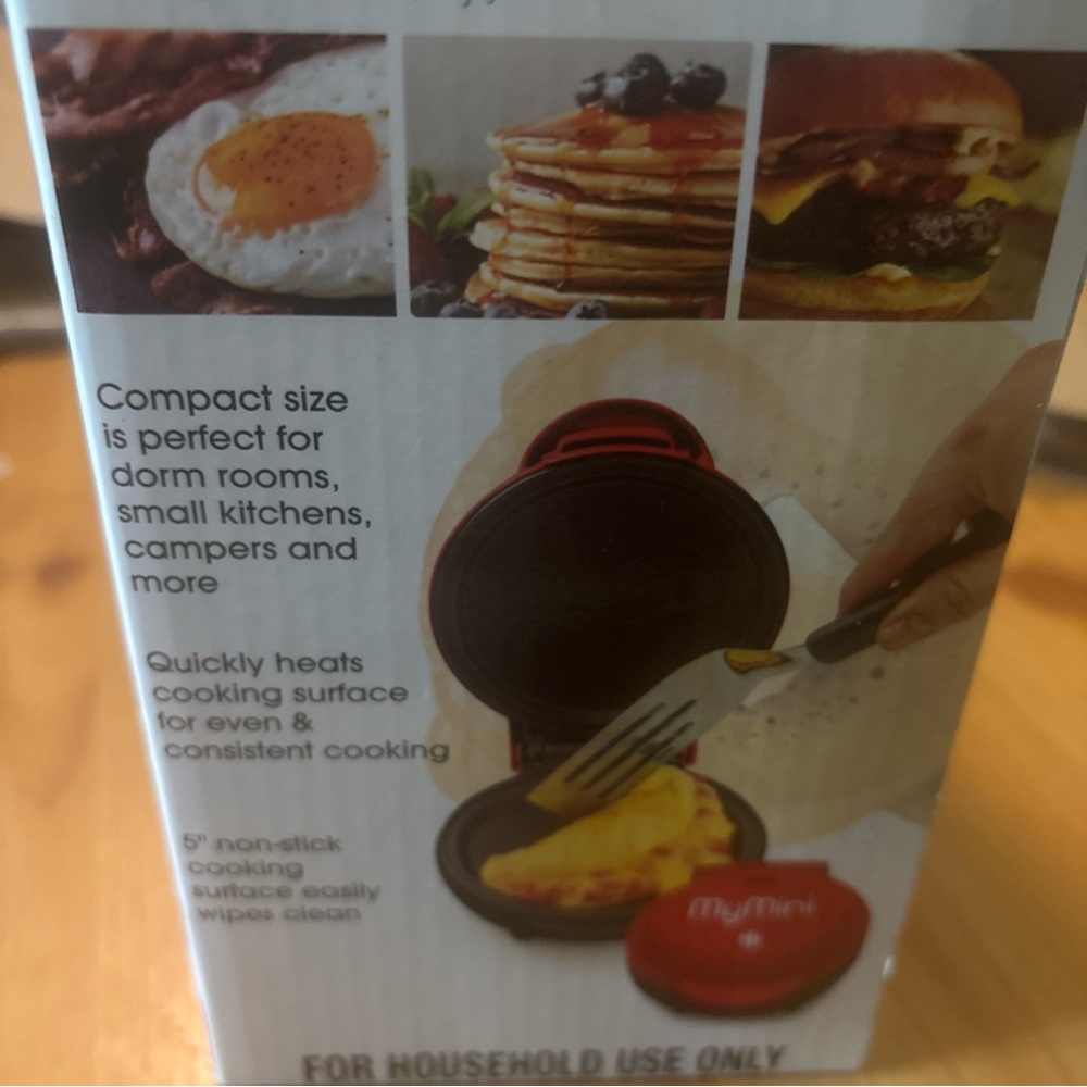 MyMini Red Griddle - Picture 2 of 5
